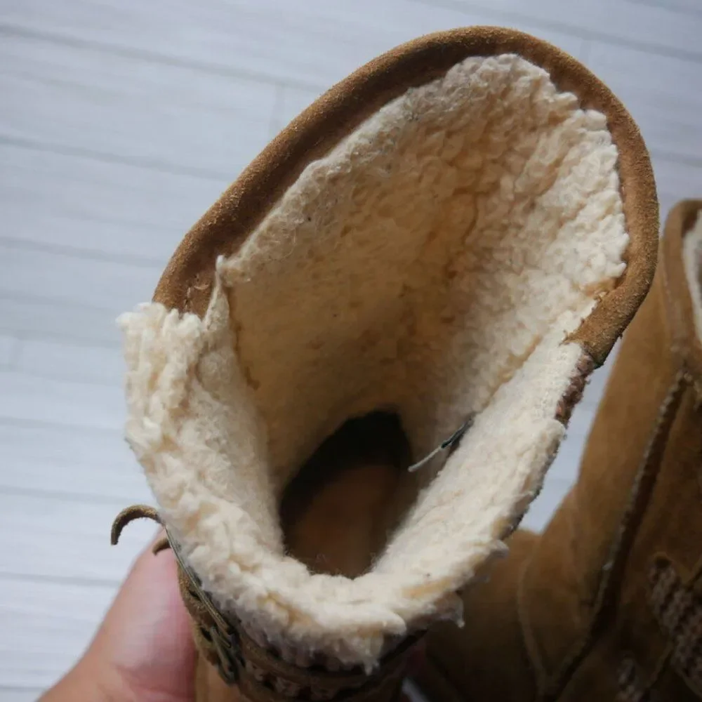 Bearpaw BOSHIE Youth Size 4 Tan Suede Wool Blend Sherpa Lined Mid Calf Boots